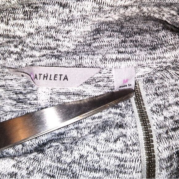 Athleta Heather Gray Kickback Sweatshirt Zip Up Cowl Neck Jacket Size M - Picture 10 of 12